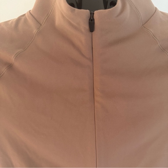 Varley Helena Mid Layer Top - Picture 3 of 8